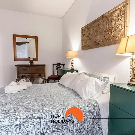 #059 T1 Praceta By Holidays *